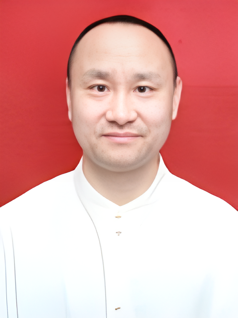 敖亮 敖亮