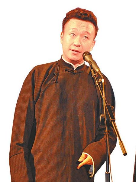 王斌(濟南電視台的節目主持人) 王斌(濟南電視台的節目主持人)