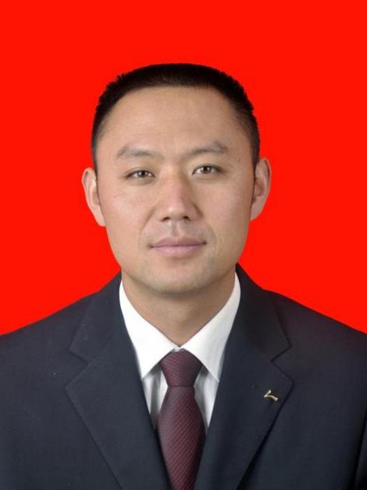 張國華(雲南省楚雄彝族自治州祿豐縣中村鄉黨委副書記、鄉長) 張國華(雲南省楚雄彝族自治州祿豐縣中村鄉黨委副書記、鄉長)