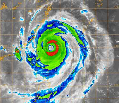 颱風泰利在登入台灣之前的衛星雲圖
