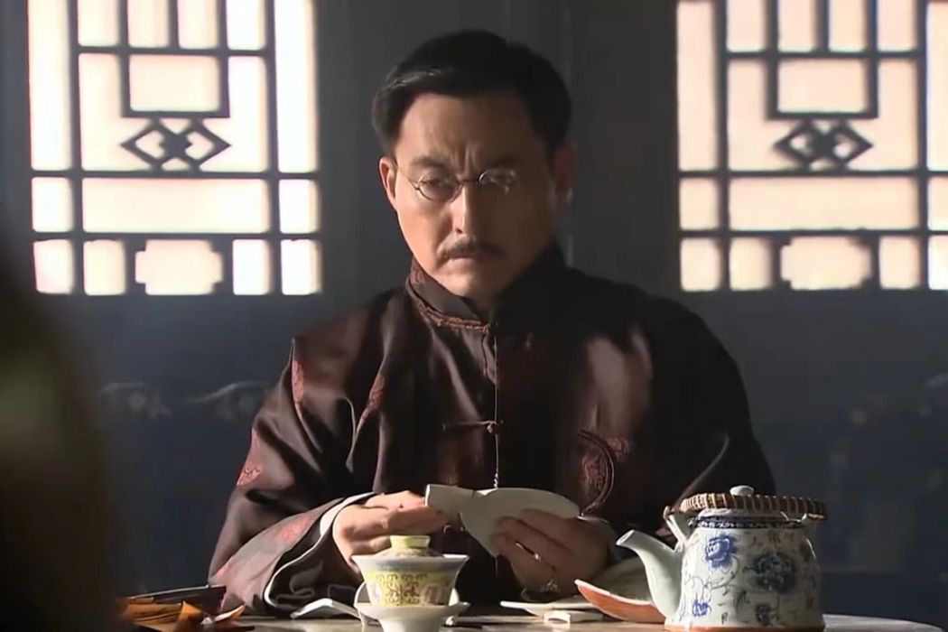 徐強(電視劇《龍城1937》中的角色) 徐強(電視劇《龍城1937》中的角色)