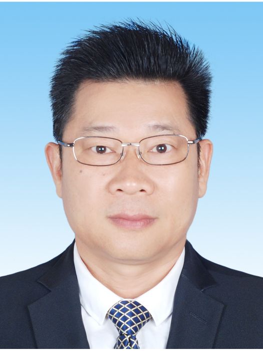 林金培(廣東省雲浮市公路事務中心四級調研員) 林金培(廣東省雲浮市公路事務中心四級調研員)