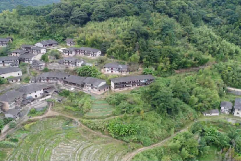 大坋村(福建省三明市尤溪縣新陽鎮轄村) 大坋村(福建省三明市尤溪縣新陽鎮轄村)