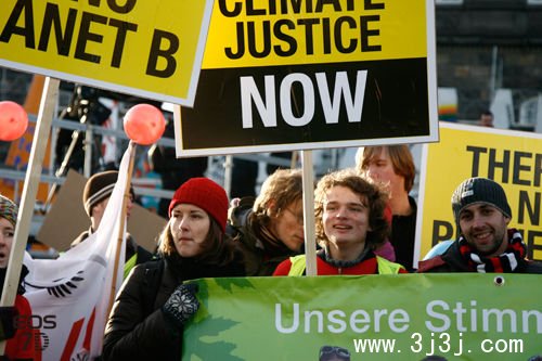 環保人士在哥本哈根舉行示威遊行