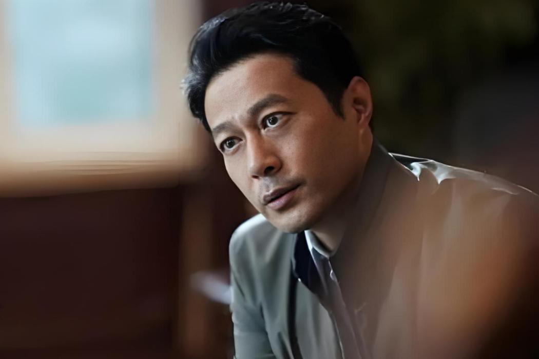 董耀(2021年電視劇《掃黑風暴》中的男配角) 董耀(2021年電視劇《掃黑風暴》中的男配角)