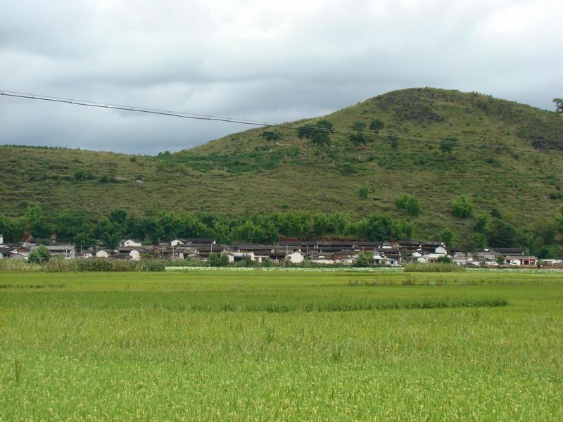 孔水村 孔水村