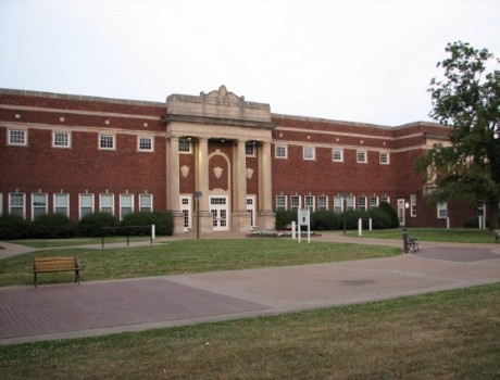 莫瑞州立學院