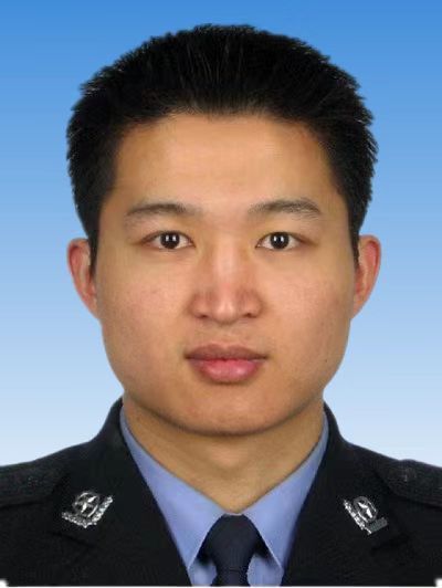 黃俊(湖南省湘鄉市公安局黨委副書記、政委) 黃俊(湖南省湘鄉市公安局黨委副書記、政委)