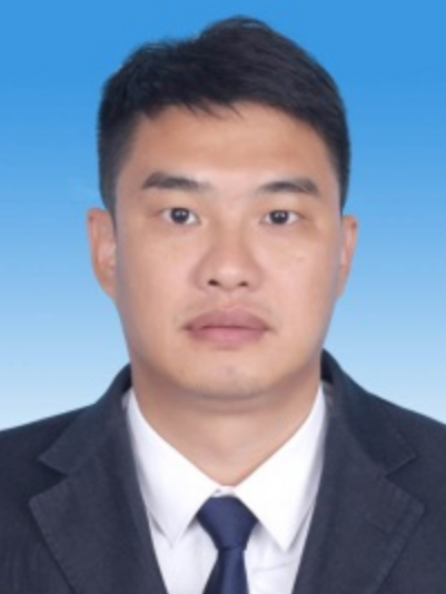劉鐘明(廣東省東莞市大朗鎮原人大副主席、三級主任科員) 劉鐘明(廣東省東莞市大朗鎮原人大副主席、三級主任科員)