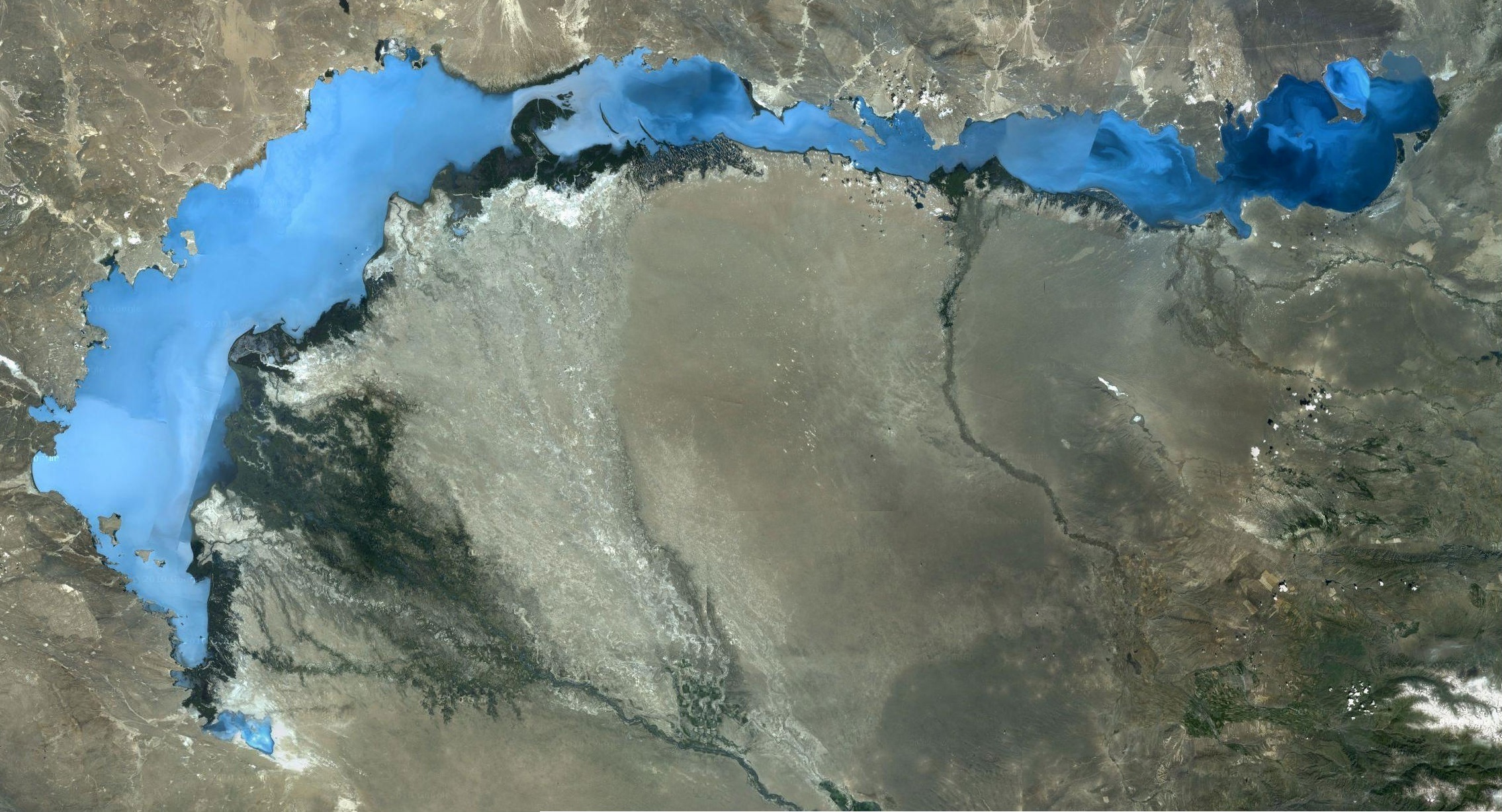 巴爾喀什湖和伊犁河三角洲