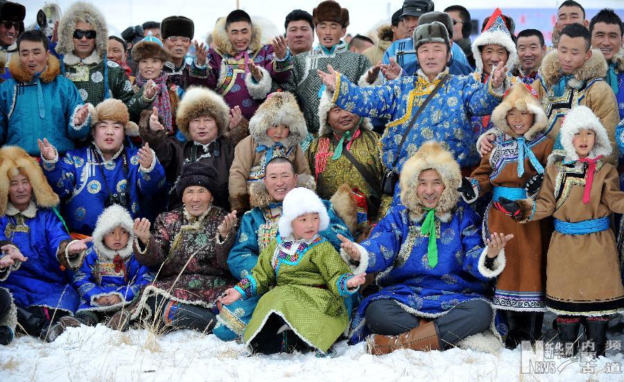 烏珠穆沁蒙古族服飾
