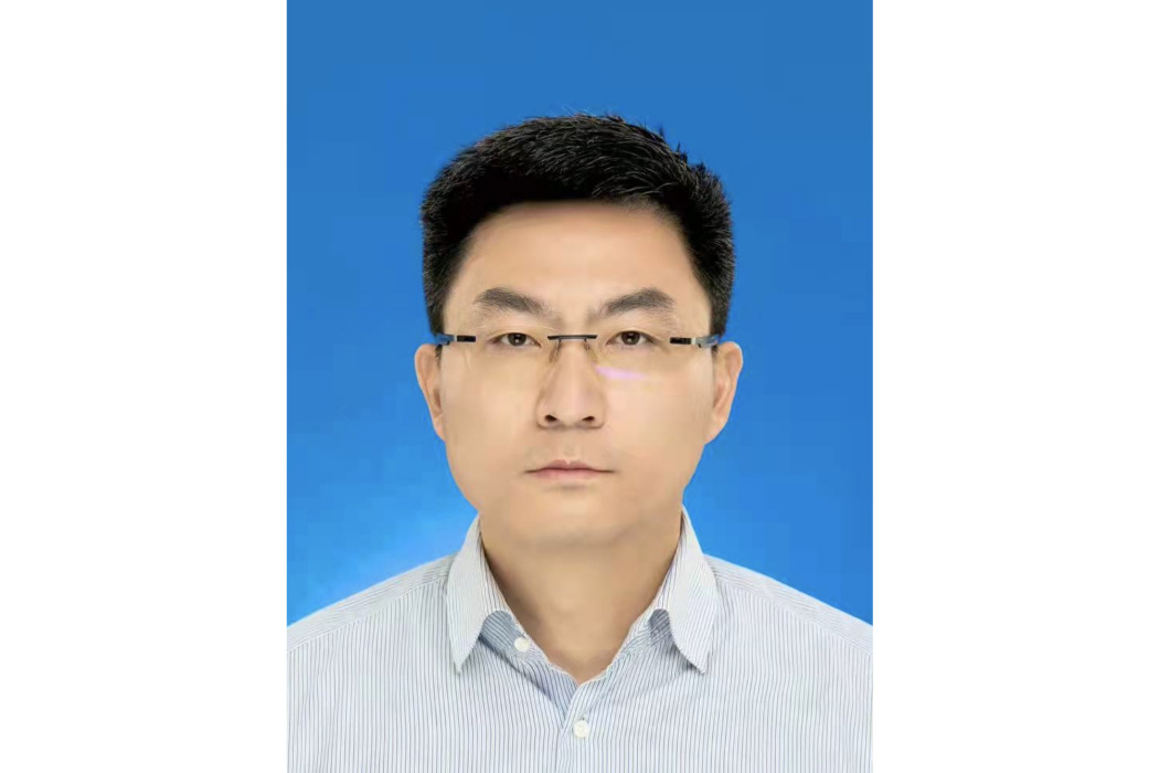 王嘯(安徽省淮南市毛集實驗區工委委員、政法委書記,毛集鎮黨委書記) 王嘯(安徽省淮南市毛集實驗區工委委員、政法委書記,毛集鎮黨委書記)