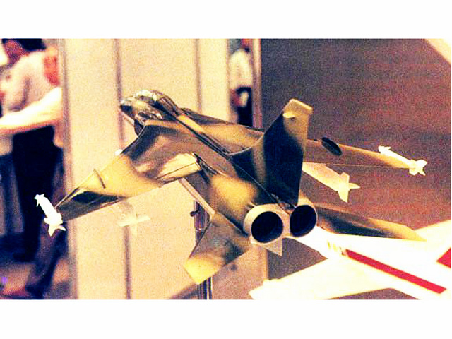 中國赴國際航展參展的轟-7模型