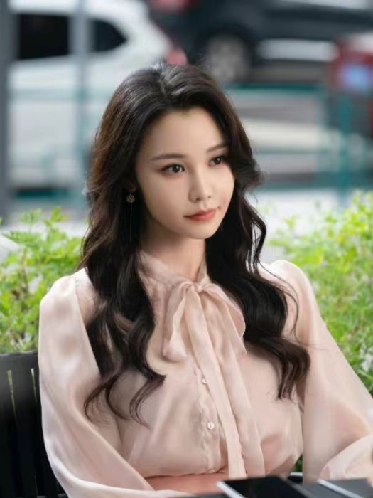 Lisa(都市情感劇《閃耀的她》中的女配角) Lisa(都市情感劇《閃耀的她》中的女配角)