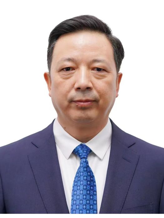 何林(青海省海東市循化縣委委員、縣委副書記、縣人民政府縣長) 何林(青海省海東市循化縣委委員、縣委副書記、縣人民政府縣長)