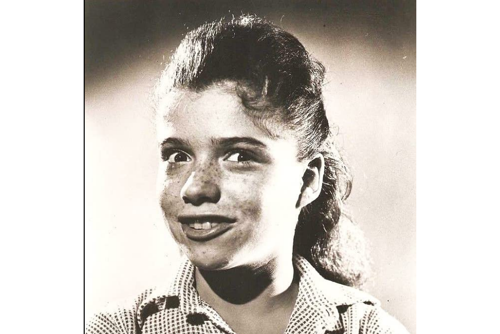 Ellen Barrie Ellen Barrie