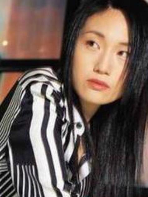 程樂兒(《情陷夜中環》中的角色) 程樂兒(《情陷夜中環》中的角色)