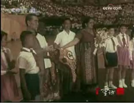 中斯兩國總理和北京兒童與小象米杜拉