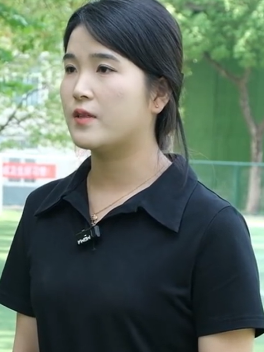 楊瑤瑤(美術老師) 楊瑤瑤(美術老師)