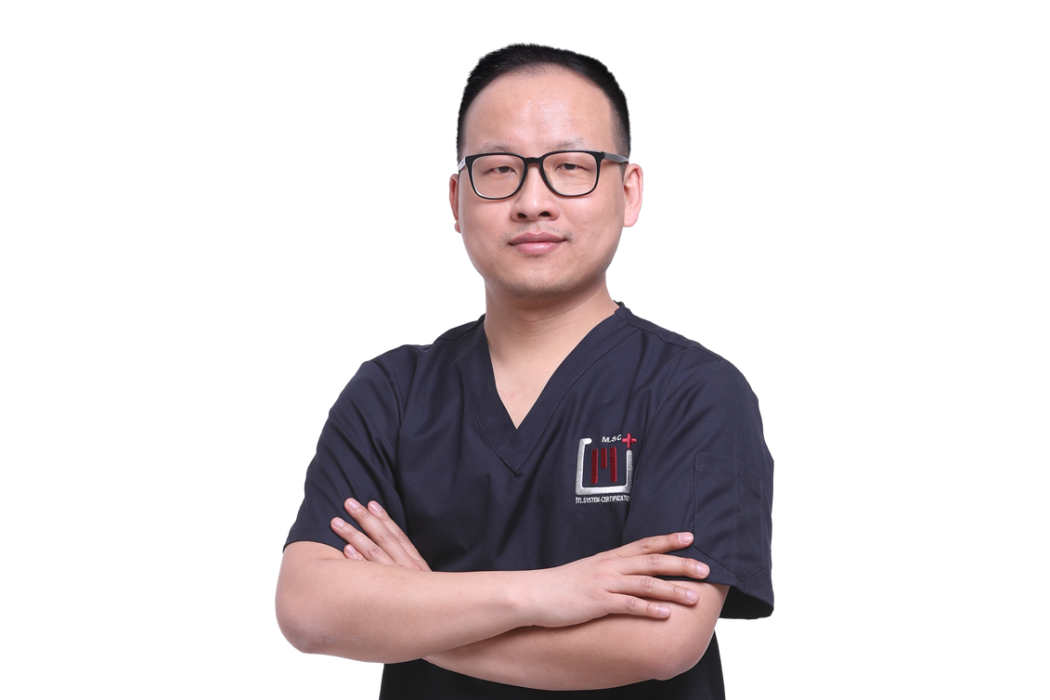 張騫(北京維樂新城市口腔醫生) 張騫(北京維樂新城市口腔醫生)