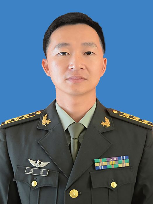 楊進(解放軍某部隊黨委委員、上校參謀長) 楊進(解放軍某部隊黨委委員、上校參謀長)