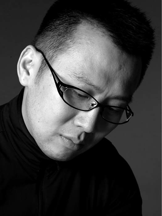 李立成(浙江凸凹文化發展有限公司董事長、光華龍騰獎·中國設計業十大傑出青年) 李立成(浙江凸凹文化發展有限公司董事長、光華龍騰獎·中國設計業十大傑出青年)