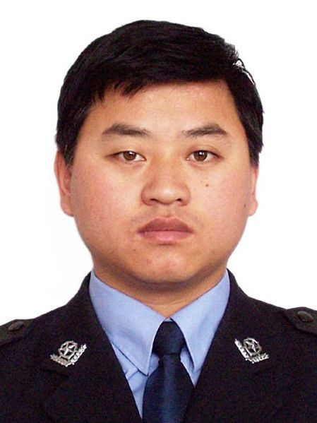 劉國峰(內蒙古自治區興安盟烏蘭浩特市公安局黨委委員、政委) 劉國峰(內蒙古自治區興安盟烏蘭浩特市公安局黨委委員、政委)