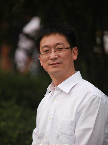 夏青峰(中國內地作家) 夏青峰(中國內地作家)
