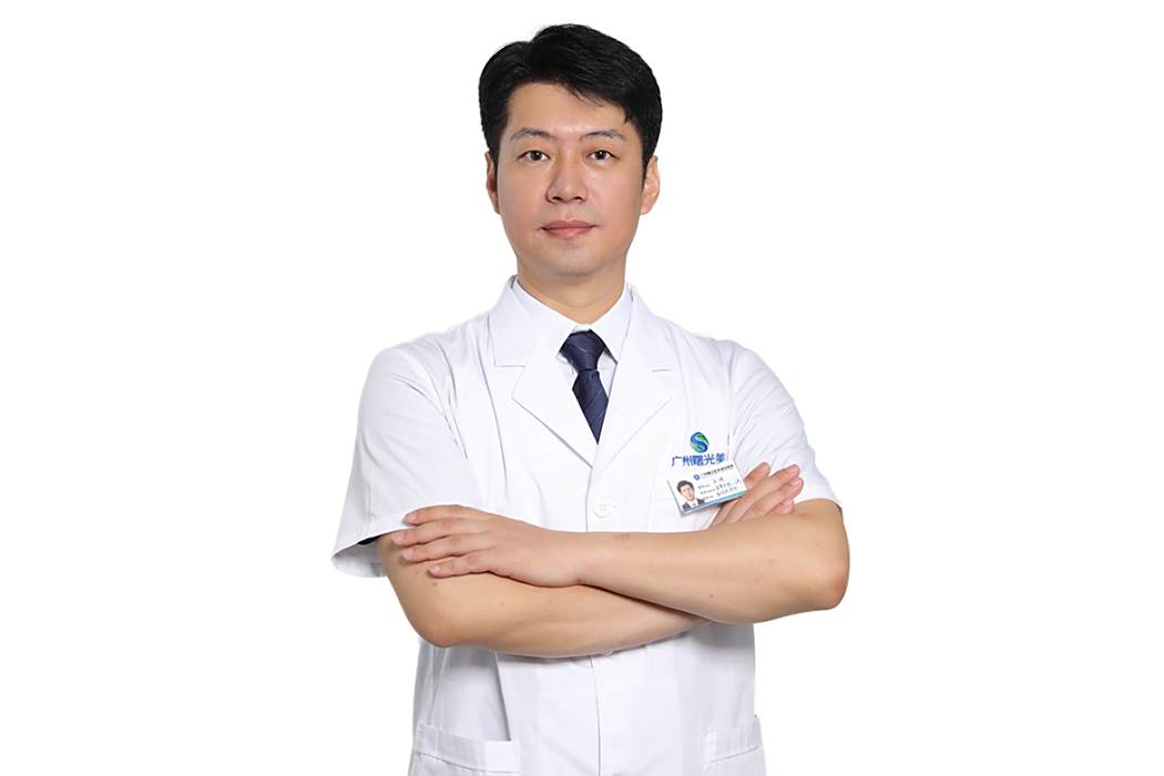 玄峰(廣州曙光醫學美容醫院院長) 玄峰(廣州曙光醫學美容醫院院長)