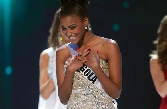 萊拉-洛佩茲榮膺2011年環球小姐稱號