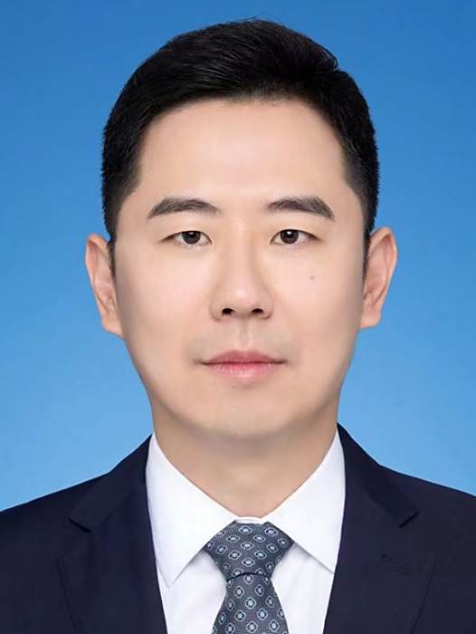 袁鵬(天津市東麗區豐年村街道工作委員會委員、副書記、政法委員、統戰委員) 袁鵬(天津市東麗區豐年村街道工作委員會委員、副書記、政法委員、統戰委員)