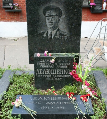 列柳申科之墓