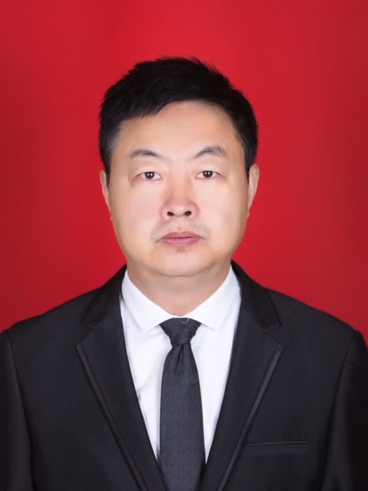 鄧偉(重慶市奉節縣統計局副局長、四級調研員) 鄧偉(重慶市奉節縣統計局副局長、四級調研員)