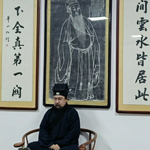 閻子龍