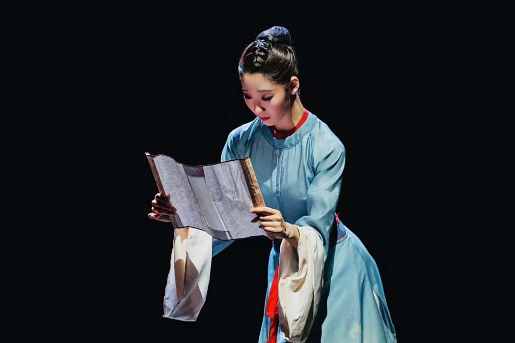梅邊吟思圖 梅邊吟思圖