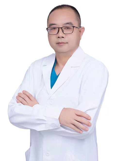 葉堅(壹心維美口腔科正畸科主任) 葉堅(壹心維美口腔科正畸科主任)