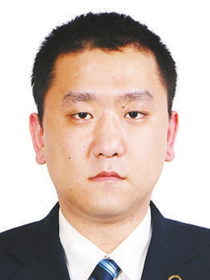 杜智勇(中國鐵路西安局集團有限公司寶雞東站客運員) 杜智勇(中國鐵路西安局集團有限公司寶雞東站客運員)