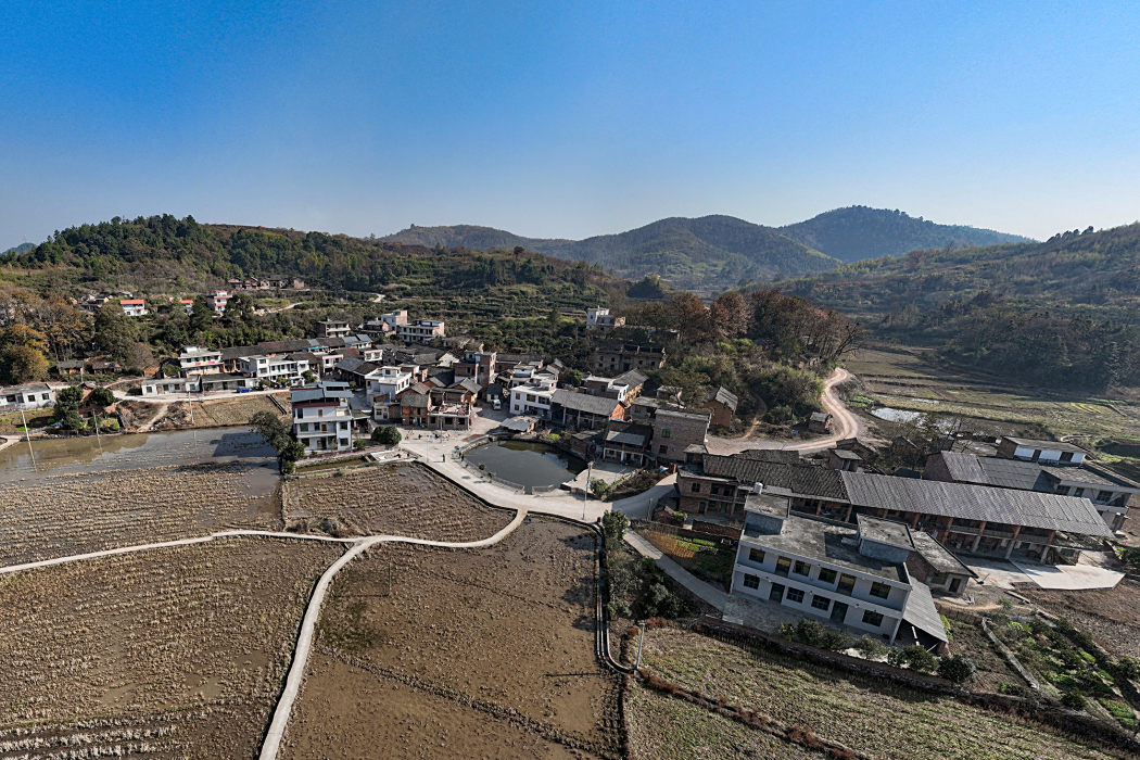 坦泉村