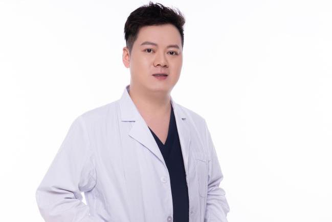 李志鵬(綿陽聖博麗爾醫療美容執業醫師) 李志鵬(綿陽聖博麗爾醫療美容執業醫師)
