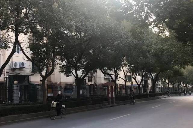 芳華路(湖州市芳華路) 芳華路(湖州市芳華路)