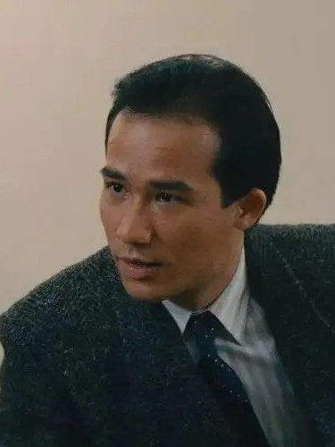 譚成(槍戰電影《英雄本色》中的角色) 譚成(槍戰電影《英雄本色》中的角色)