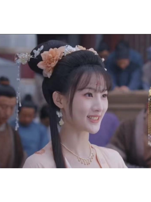 謝瑤(古裝劇《花琉璃軼聞》中的角色) 謝瑤(古裝劇《花琉璃軼聞》中的角色)