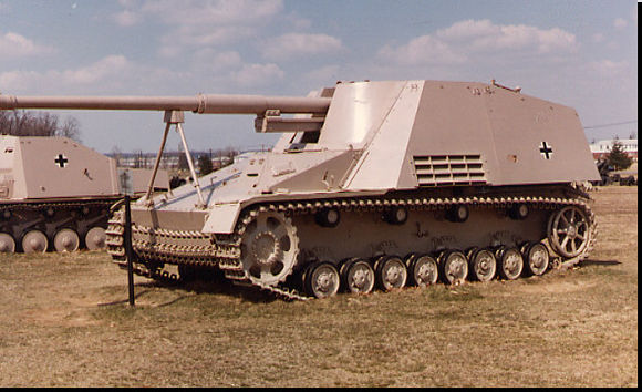 “犀牛”自行反坦克炮