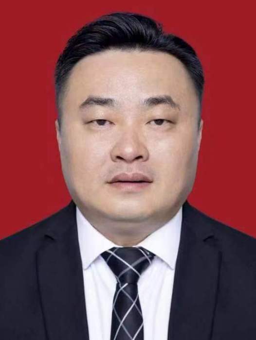 龔傑(湖南省常德柳葉湖旅遊度假區黨工委委員、工會主任) 龔傑(湖南省常德柳葉湖旅遊度假區黨工委委員、工會主任)