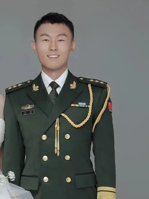 王昆(武警第一機動總隊某支隊隊員) 王昆(武警第一機動總隊某支隊隊員)