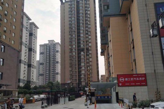 龍毓尚庭 龍毓尚庭