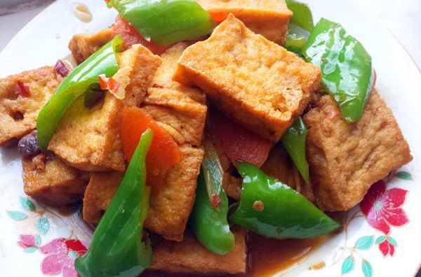 素燜豆腐 素燜豆腐