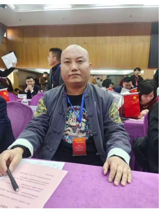 楊文學(楊文學文化傳播（中山）有限公司法定代表人)