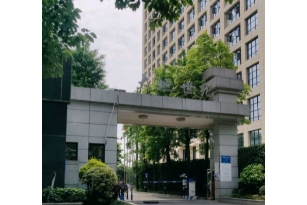 路易大地 路易大地