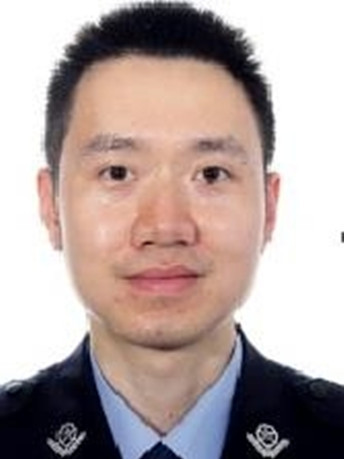 葉崢灼 葉崢灼